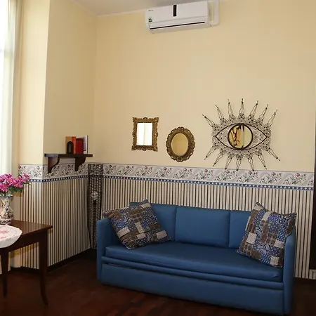 La Vetreria Almaru Bed and Breakfast Κατάνια
